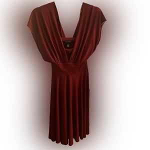 🎶💖BLACK HOUSE WHITE MARKET Cranberry Knee Length Dress